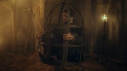 bud-light-pit-of-misery-dilly-di-407x229